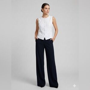 725. BADGELY MISCHKA sleeveless embroidered blouse in White NWT